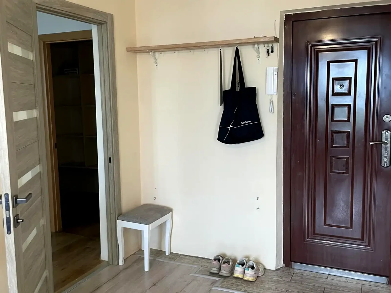 Оренда квартири 2-кімн. 44 м² 7/9 пов.