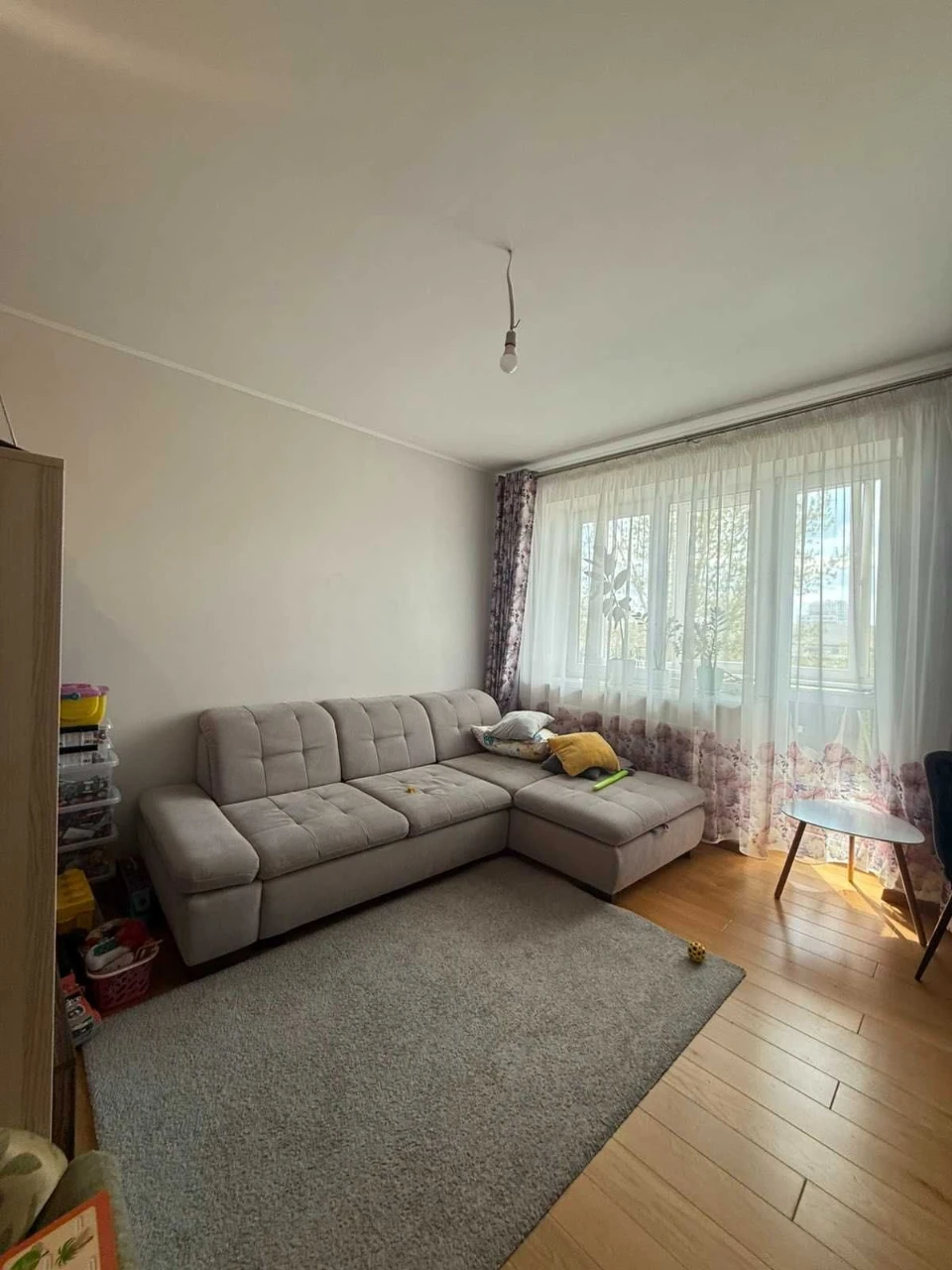 Продаю 2 кімнатну квартиру 72,4 м.кв. по вул. Дж.Вашингтона