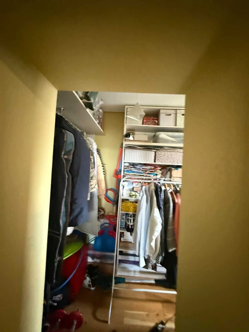 Продаю 2 кімнатну квартиру 72,4 м.кв. по вул. Дж.Вашингтона
