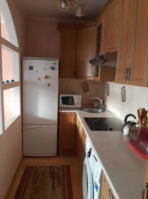 Продаж 2-к. квартири 3/5ц 31м² вул.Тракт Глинянський 48000$