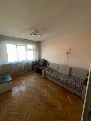 Продаж 3 кім . В.Великого ( МакДональс)