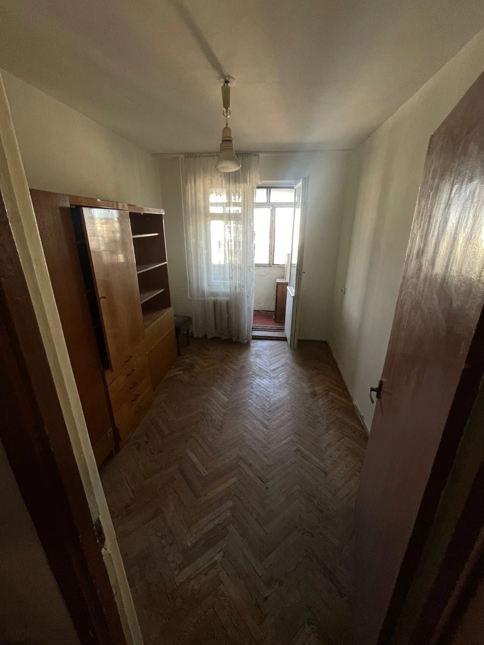 Продаж 3 кім . В.Великого ( МакДональс)