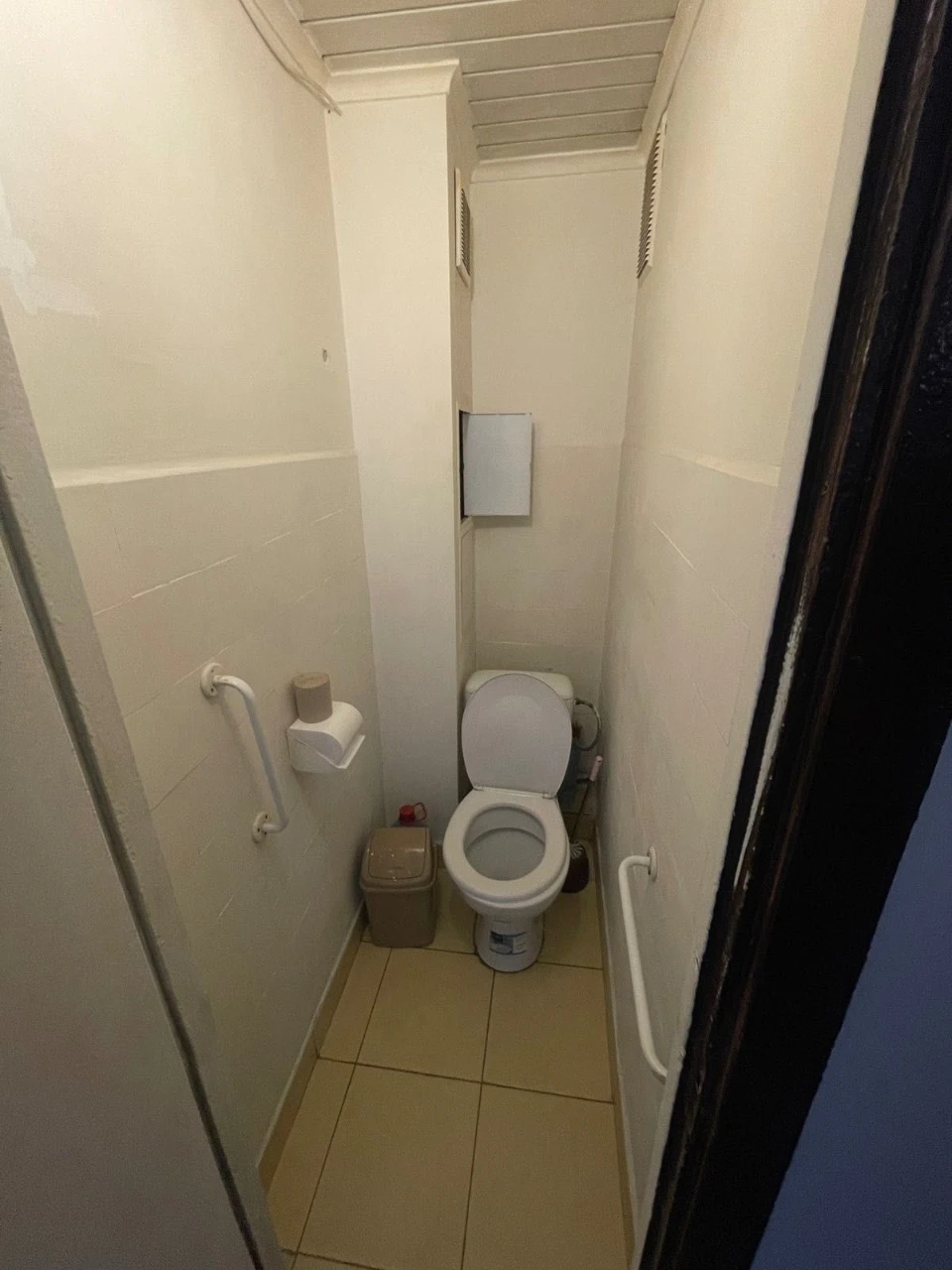 Продаж 3 кім . В.Великого ( МакДональс)