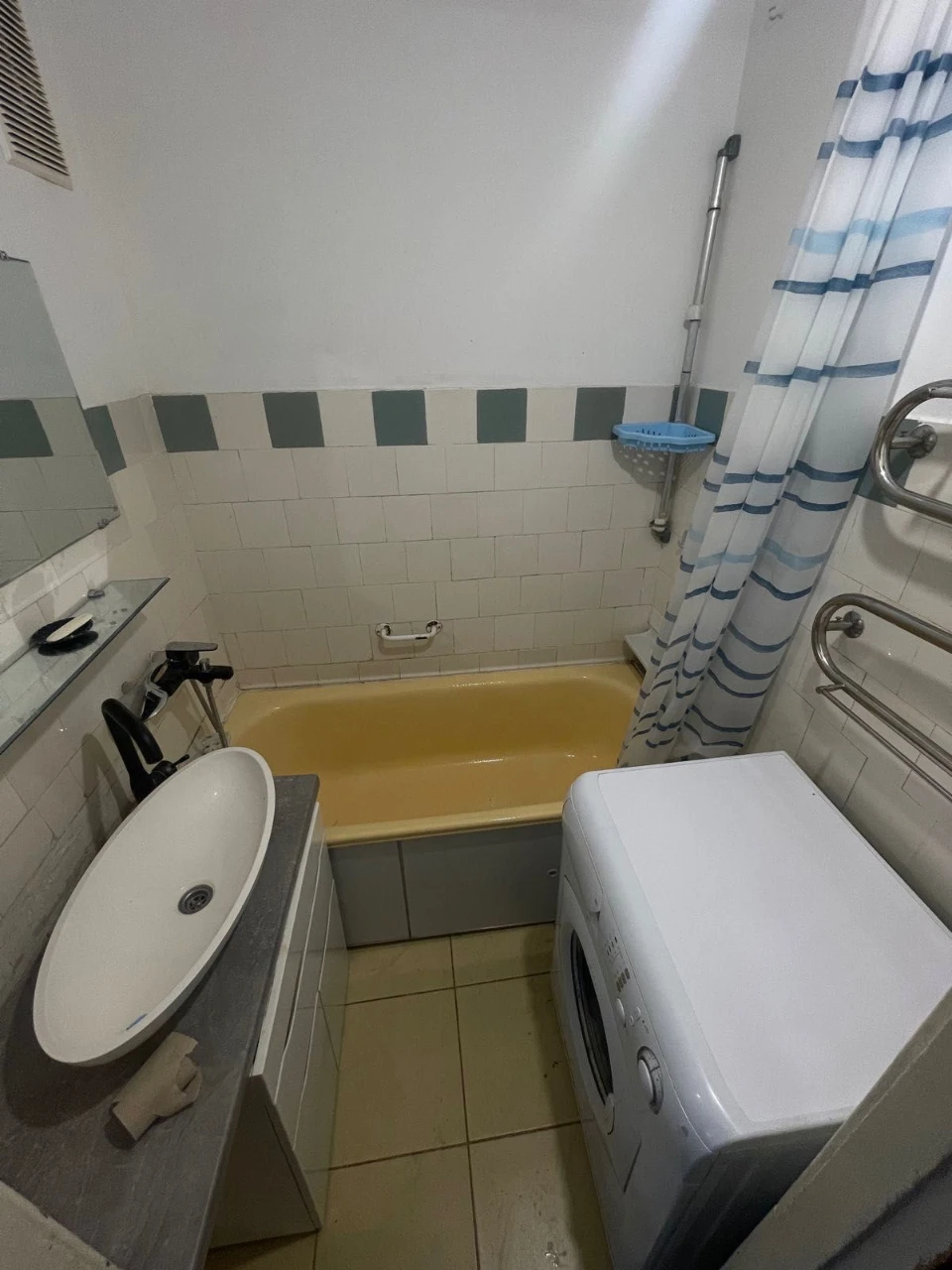 Продаж 3 кім . В.Великого ( МакДональс)