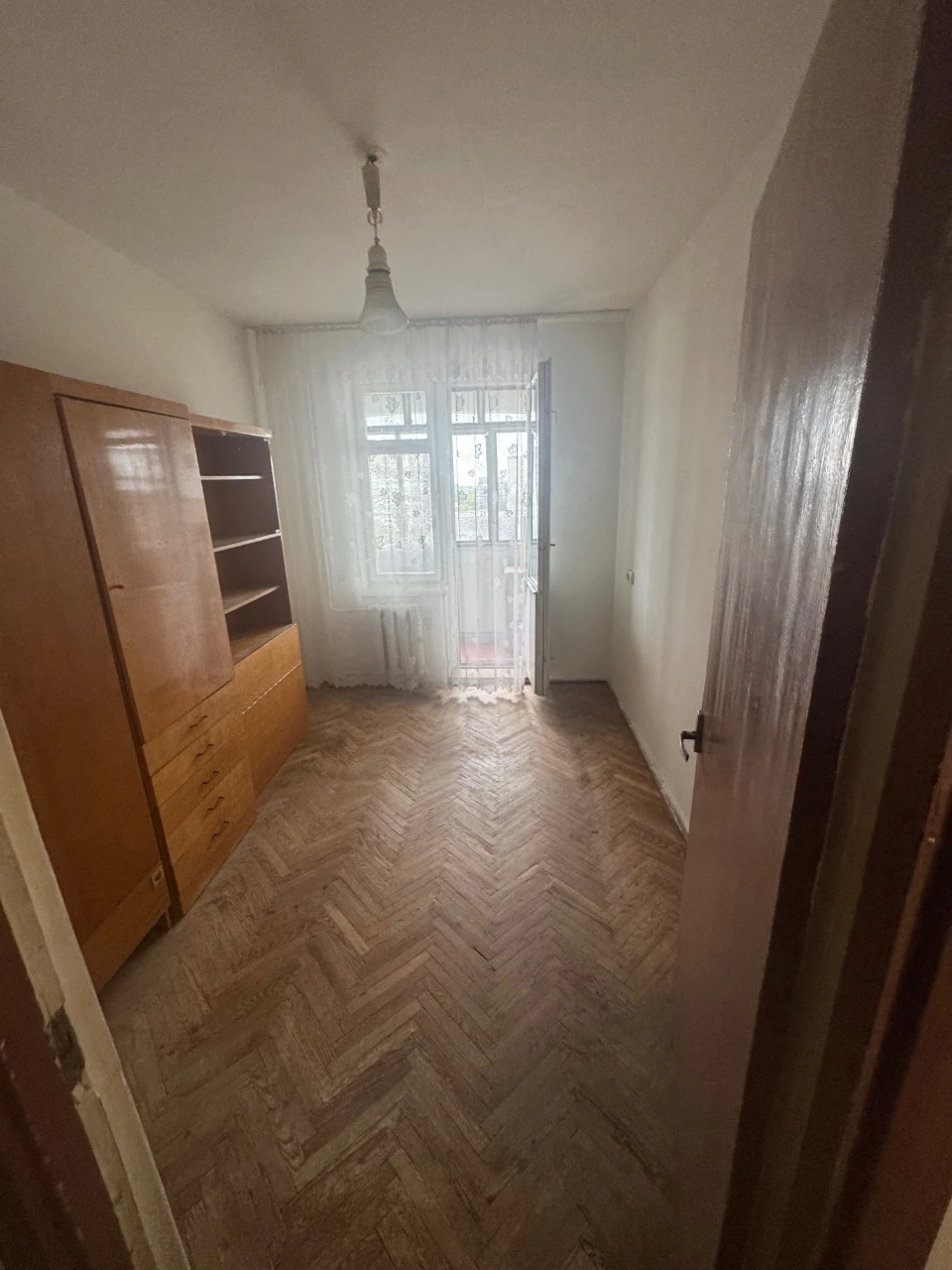 Продаж 3 кім . В.Великого ( МакДональс)