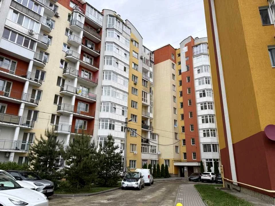 Квартира. Львів, Жасминова вул.