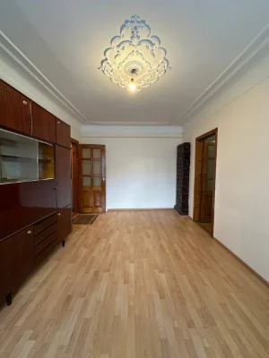 Продаж 2 кімнатної квартири з гаражем вул Соколина бічна Пас