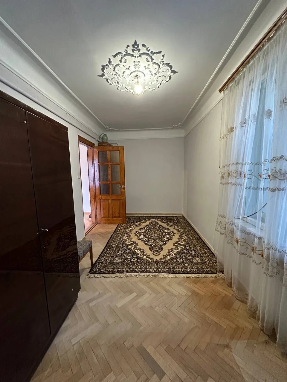Продаж 2 кімнатної квартири з гаражем вул Соколина бічна Пас