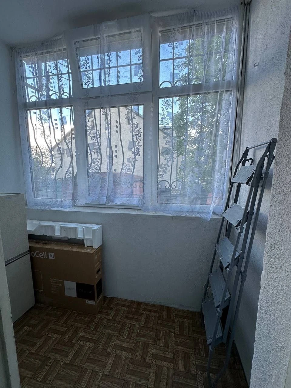 Продаж 2 кімнатної квартири з гаражем вул Соколина бічна Пас