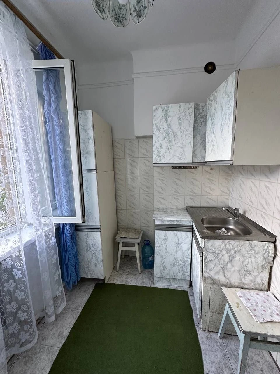 Продаж 2 кімнатної квартири з гаражем вул Соколина бічна Пас