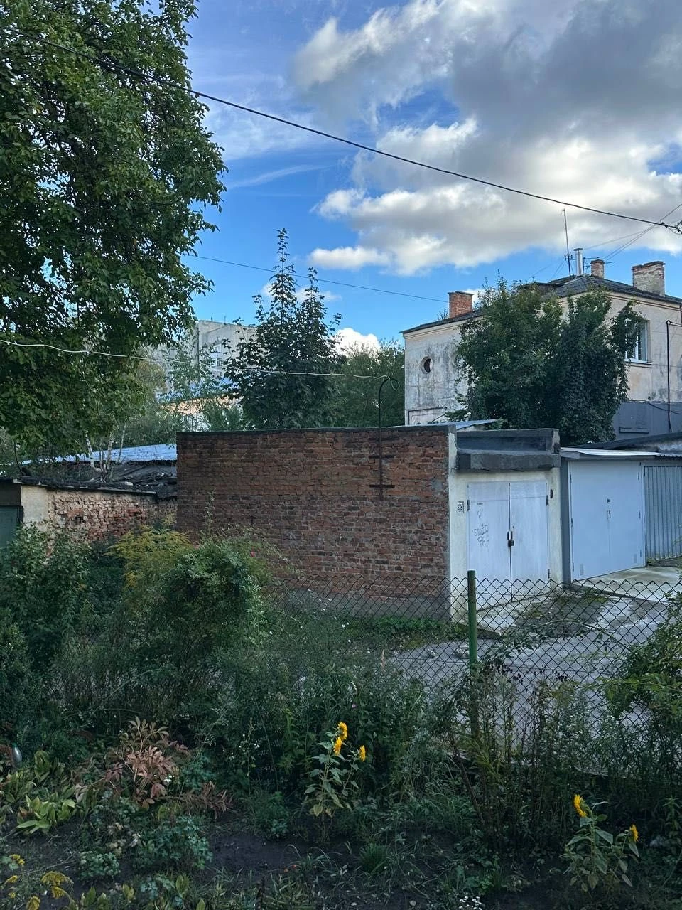 Продаж 2 кімнатної квартири з гаражем вул Соколина бічна Пас