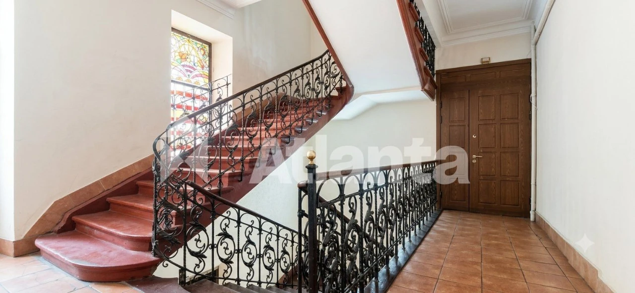 Продається приміщення загальною площею - 236,1м² в Центрі Ль