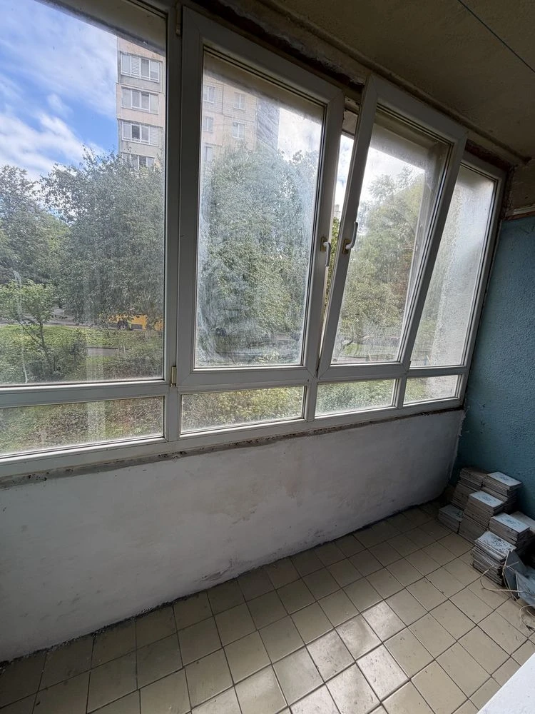 Продаж 2 кім  квартири вул. Чукаріна