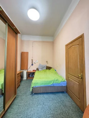 Продаж 2 кімнатної квартири у центрі Львова по вул. Ярослава