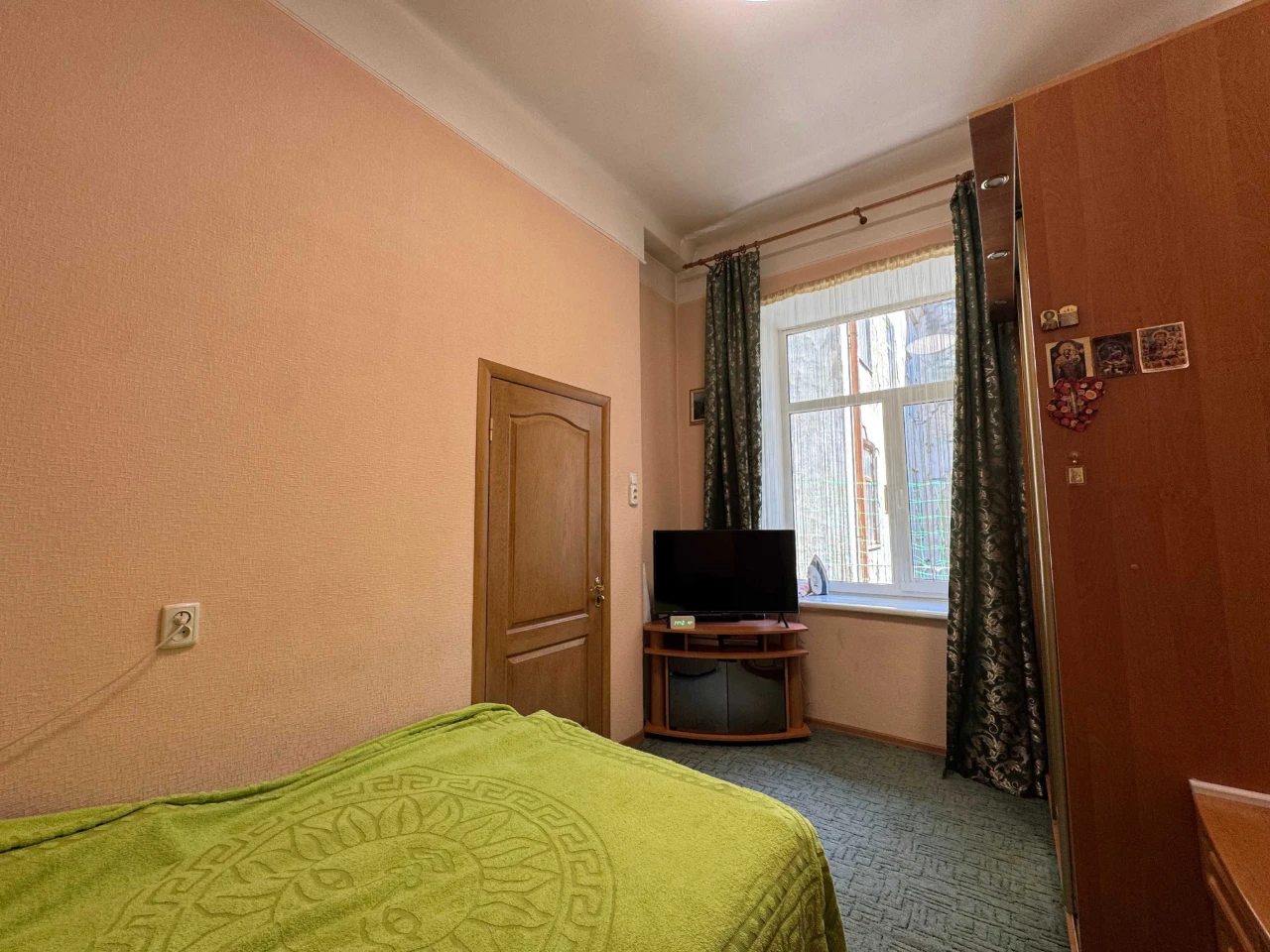 Продаж 2 кімнатної квартири у центрі Львова по вул. Ярослава