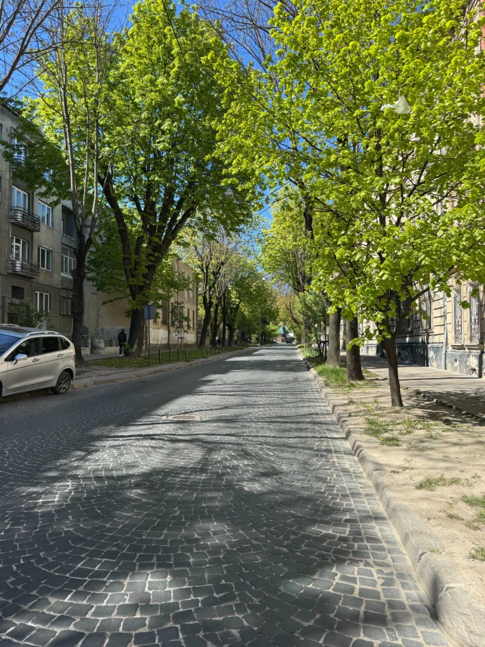 Продаж 2 кімнатної квартири у центрі Львова по вул. Ярослава
