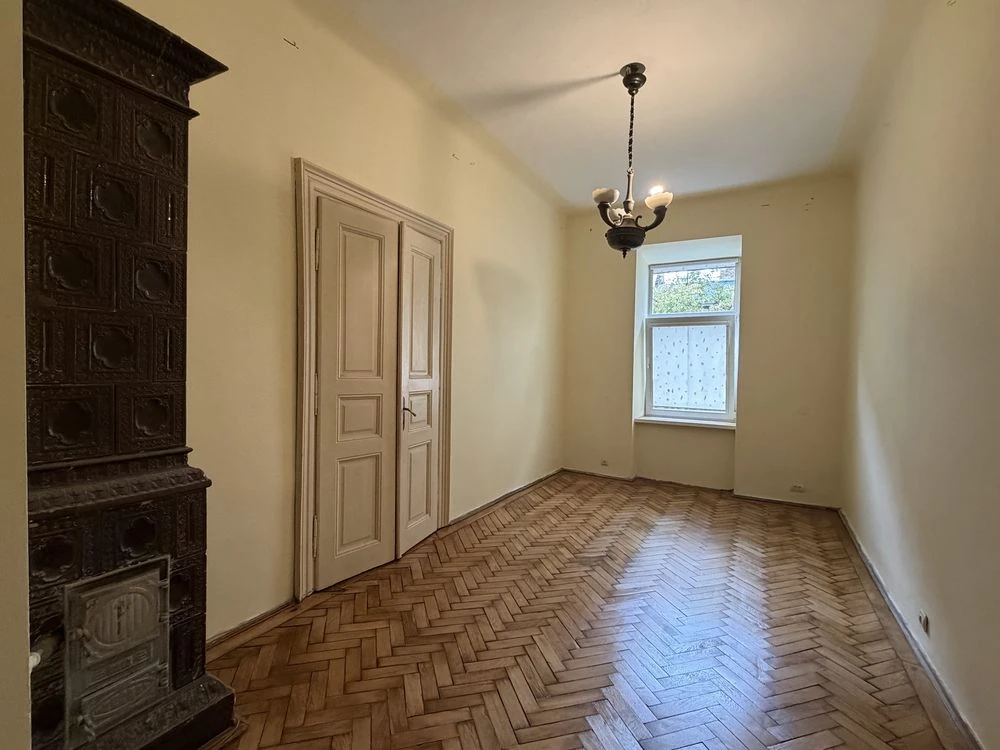Продаж ! квартира 64 м  р-н Політехнічного вул.Степана Банде