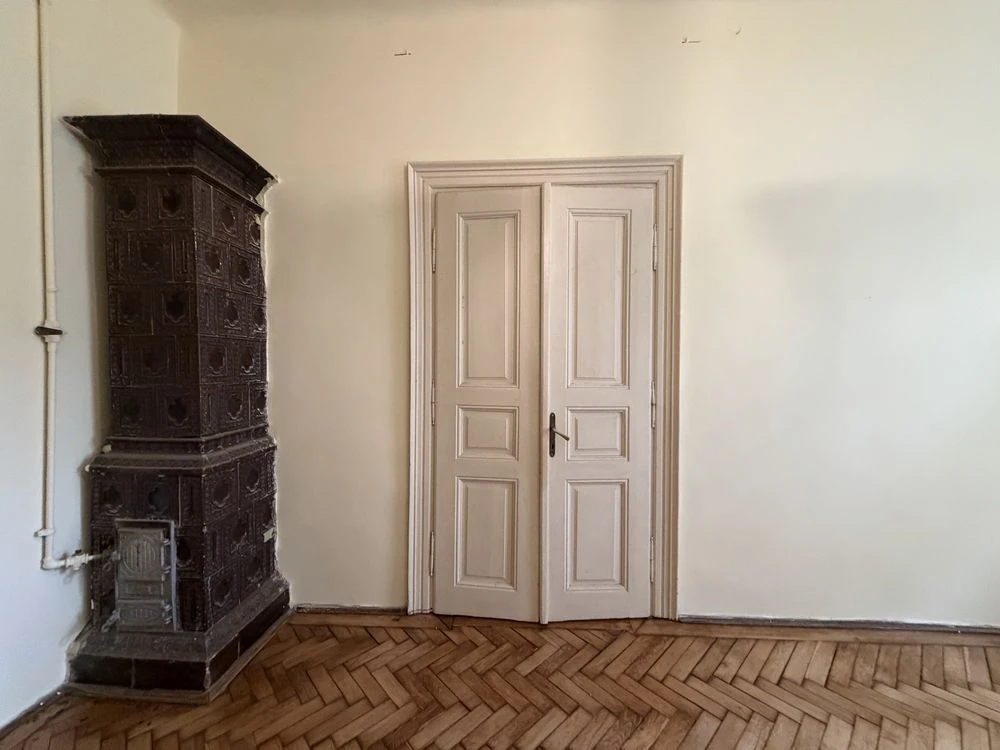 Продаж ! квартира 64 м  р-н Політехнічного вул.Степана Банде