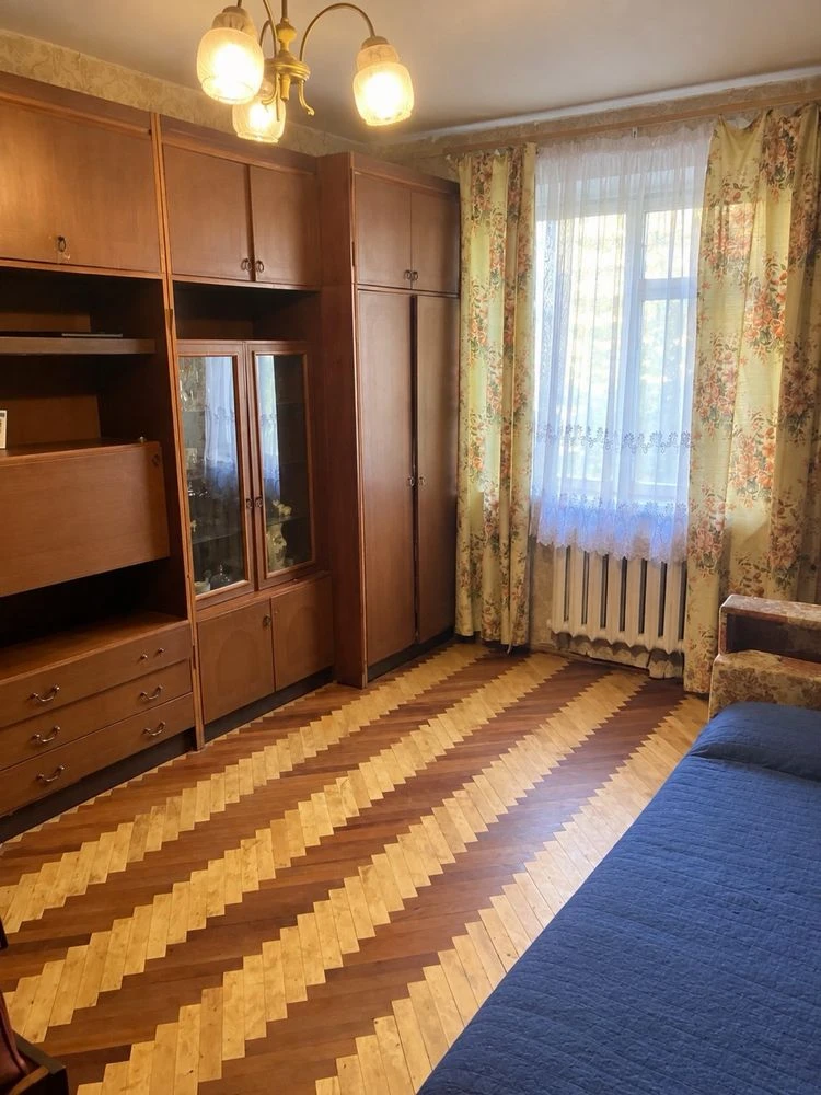 Продаж двокімнатної квартири на вул. Морозна.БЕЗ КОМІСІЙ
