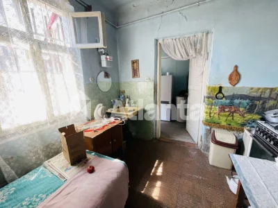 Продаж квартири « під ремонт» близько центру Львів!