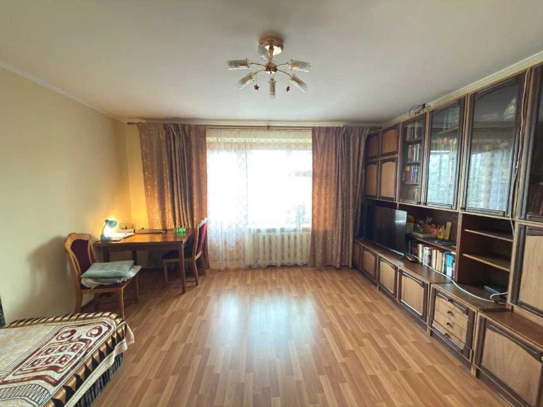 Продаж 4-кв.вул. Кобилиці