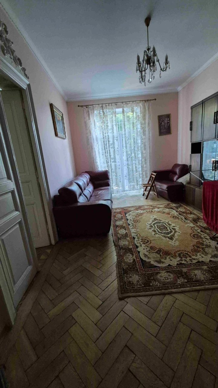 Продаж 4-к квартири в самому центрі Львова. Австрійська сеце