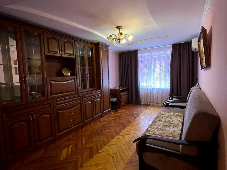 Квартира. Львів, Богдана Хмельницького вул.