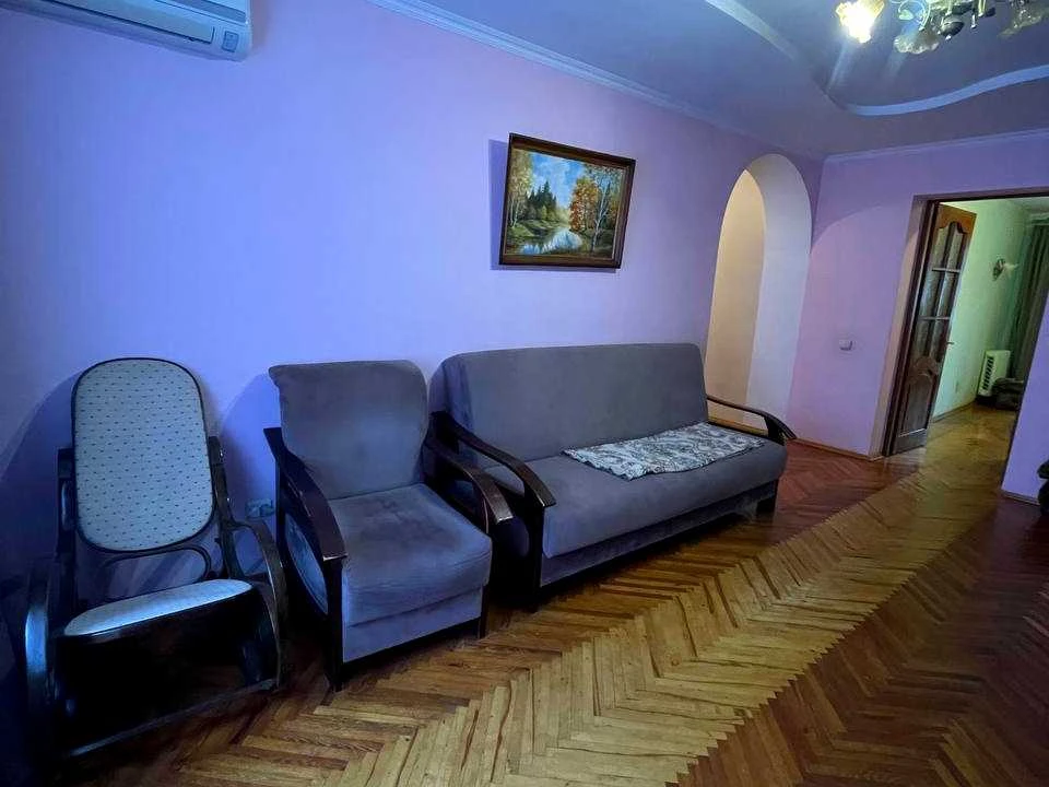 Квартира. Львів, Богдана Хмельницького вул.