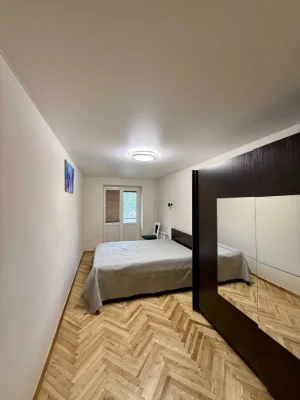 Продаж 2-кімнатної квартири, цегла, вул. Городоцька