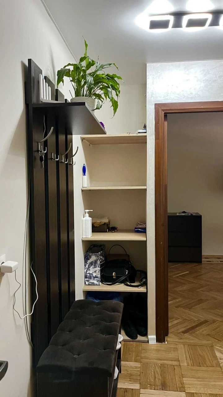 Продаж 2-кімнатної квартири, цегла, вул. Городоцька