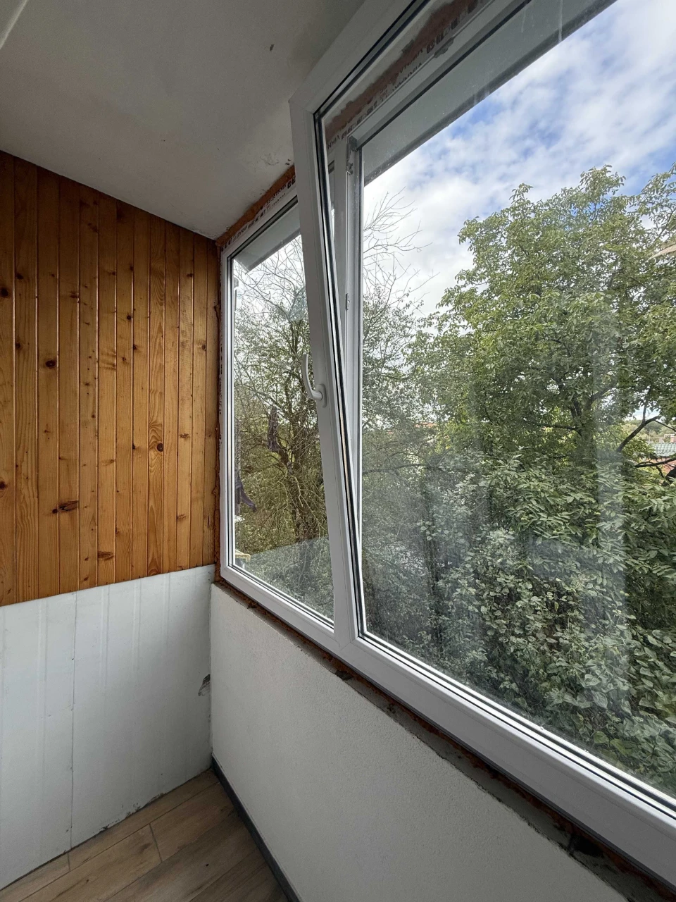 Продаж 2-кімнатної квартири, цегла, вул. Городоцька