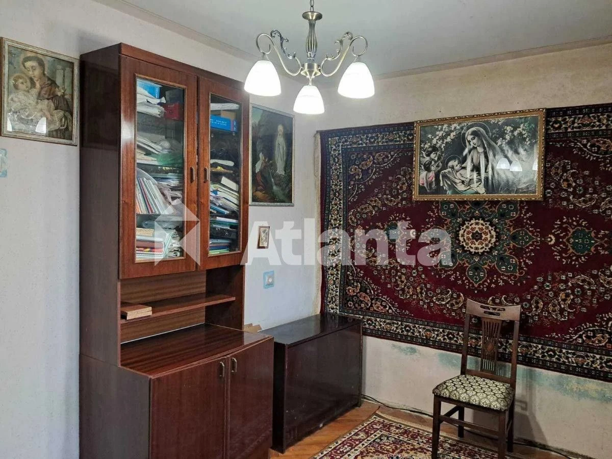Продаж двокімнатної квартири, район Горіхового гаю, Львів!
