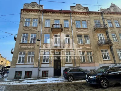 Продаж 3-кім. квартира в Австрійському будинку