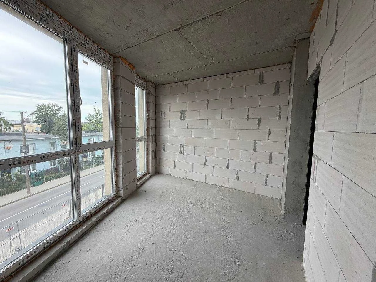 Продаж 2 кімнатної квартири в ЖК Брама у зданій секції, по в