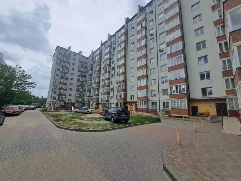 Продаж 2-кімнатна квартира вул. Величковського, Шевченківськ