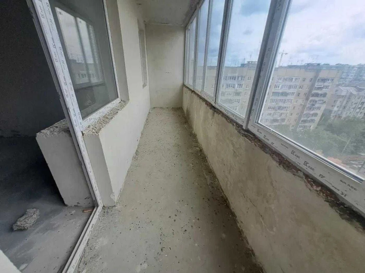 Продаж 2-кімнатна квартира вул. Величковського, Шевченківськ