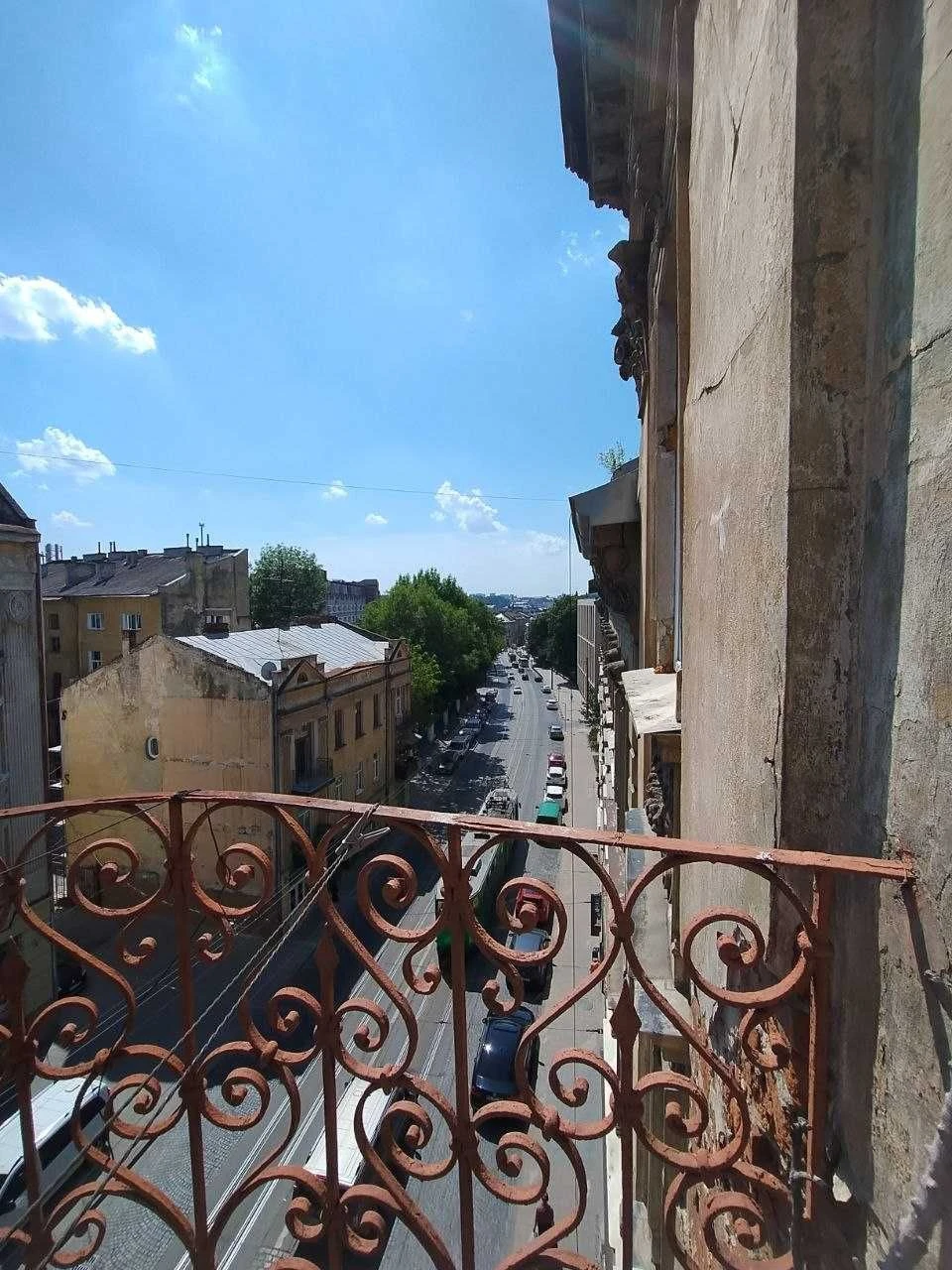 3 кімнатна квартира в польському будинку, Личаківський район