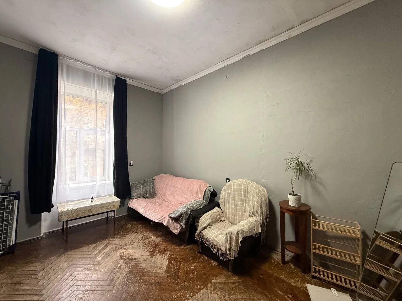 Продаж 1 кімнатної квартири вул. Кирила і Мефодія | Продаж к