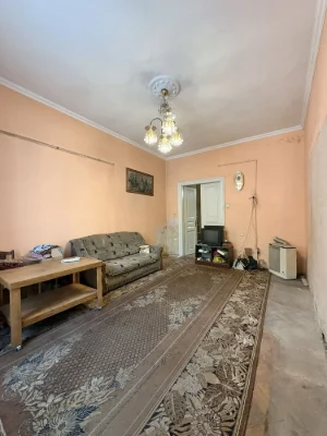 Квартира під |НВЕСТИЦІЮ в ЦЕНТРІ  вулиця Б.Хмельницького
