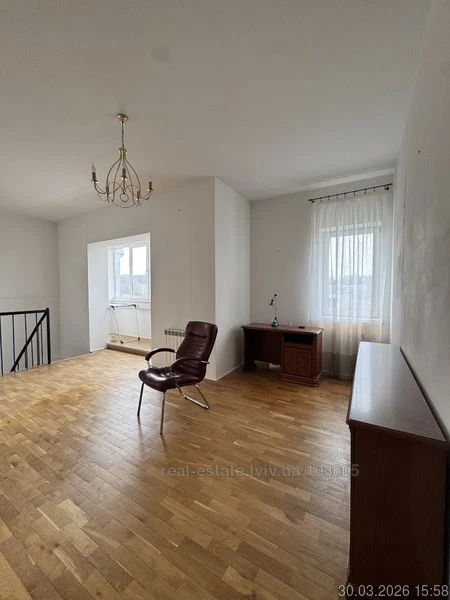 Продаж квартири по вул. Тарнавського