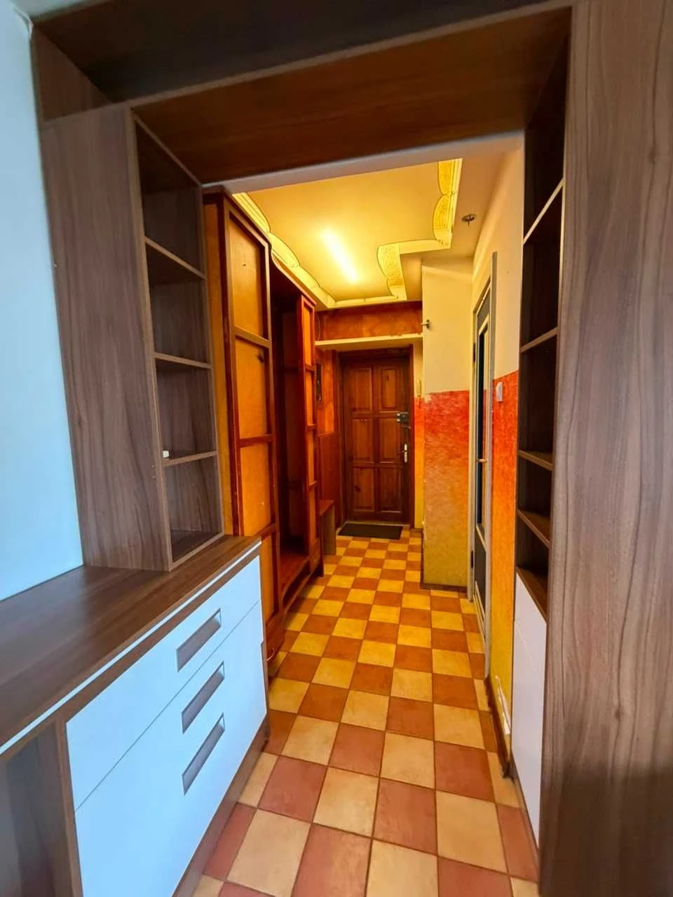 Продам 2-квмнатну квартиру, вул. Рубчака
