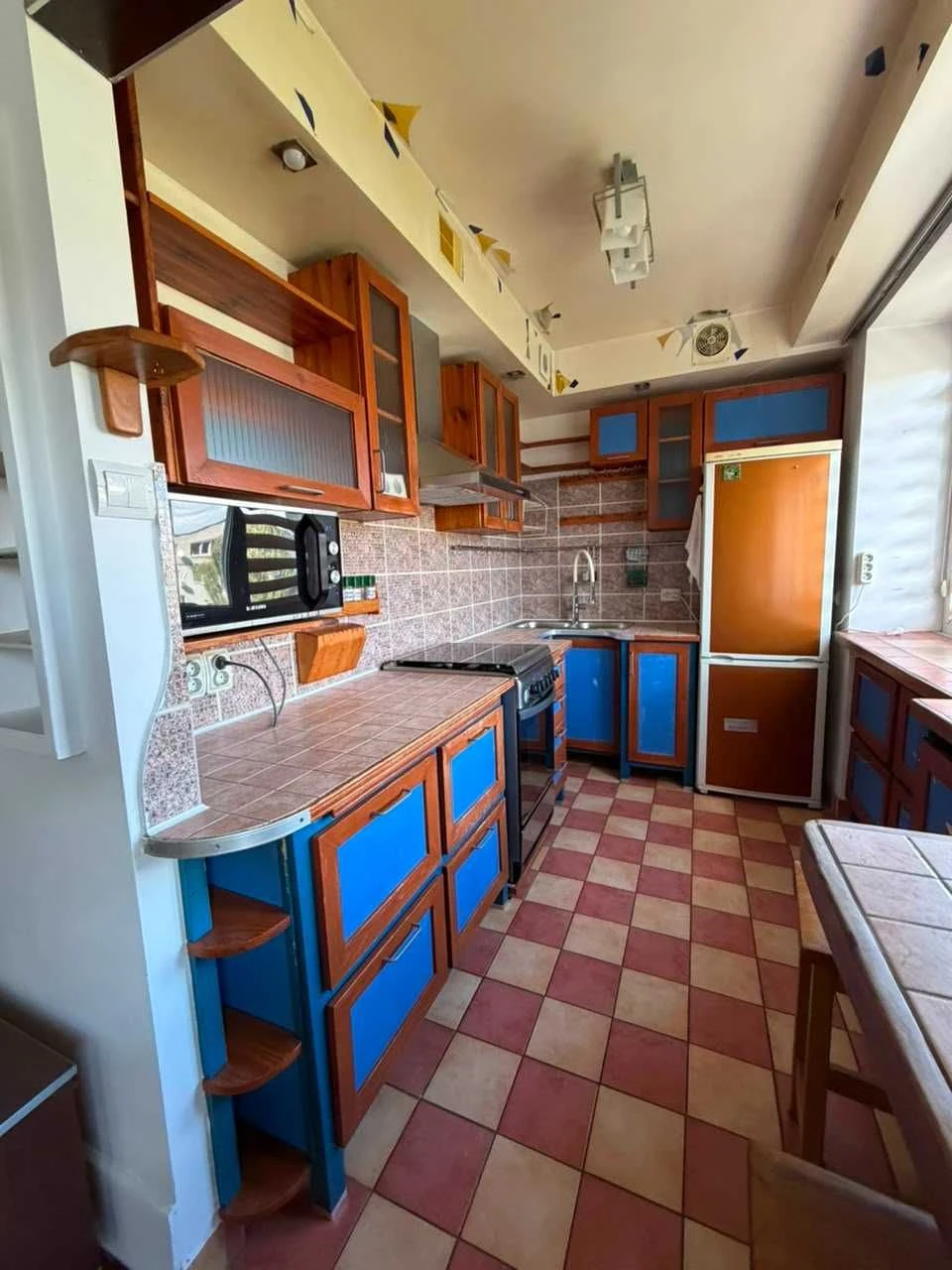 Продам 2-квмнатну квартиру, вул. Рубчака