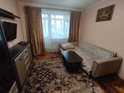 Продаж 2к квартири у зручній локації для комфортного сімейно