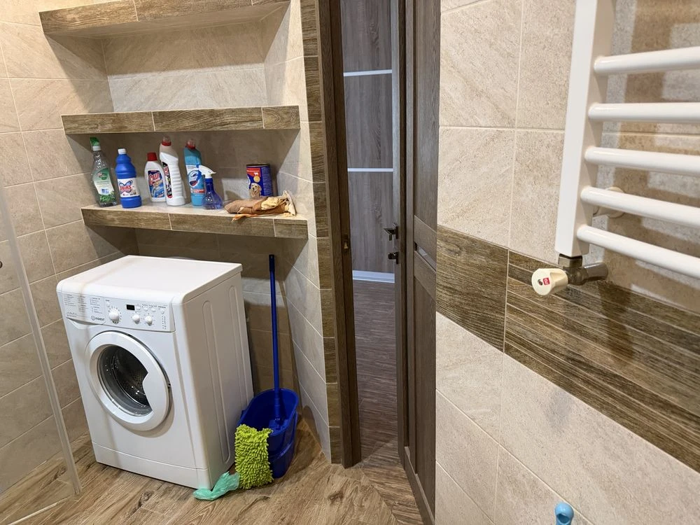 Продам 1-кімнатну квартиру у Львові по вул.Лисеницькій