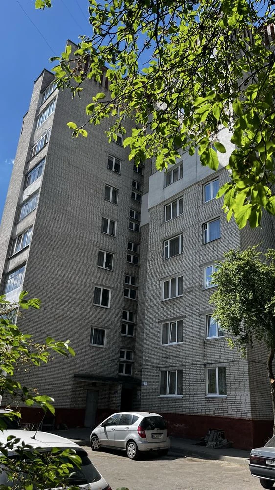 Продаж 2 кім квартири по вул.Панча