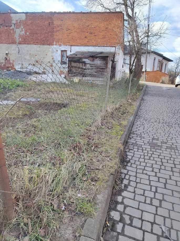 Терміновий продаж старого будинку