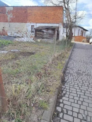 Терміновий продаж старого будинку