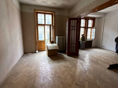 Квартира. Львів, Юліуша Словацького вул.