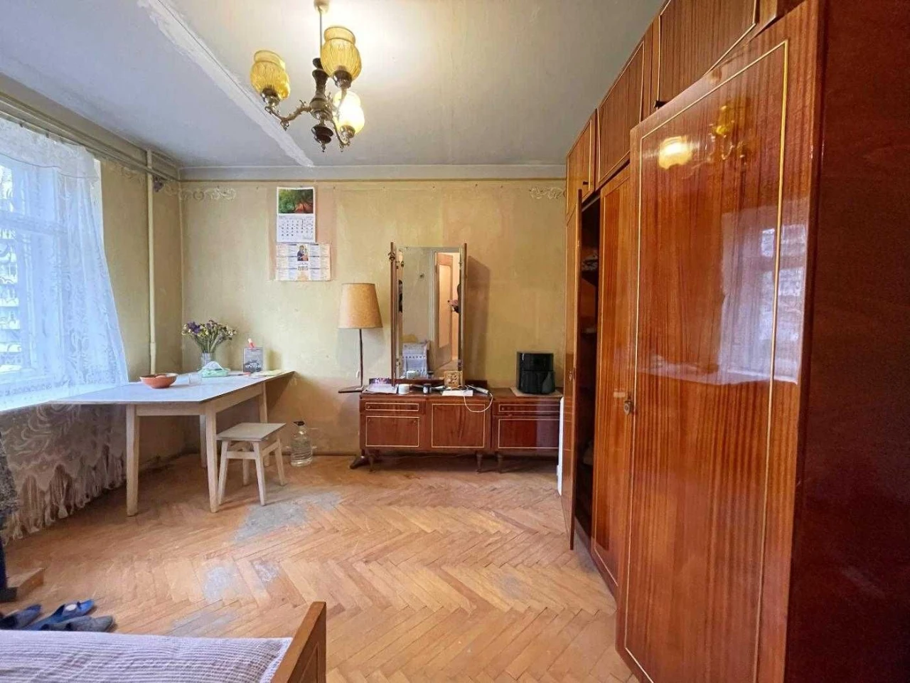 Продаж 2 кімнатна квартира ближній центр, проспект Чорновола