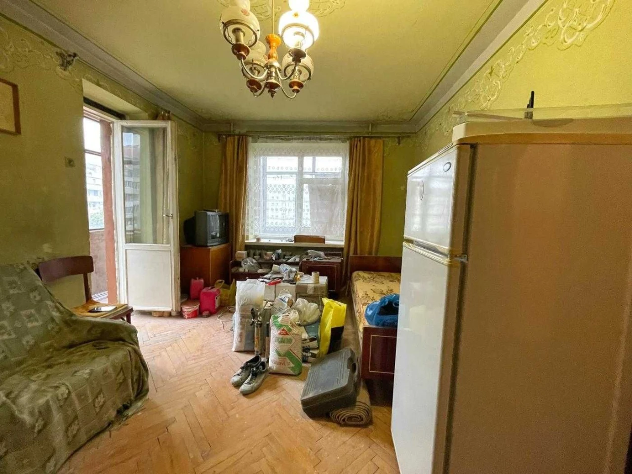 Продаж 2 кімнатна квартира ближній центр, проспект Чорновола